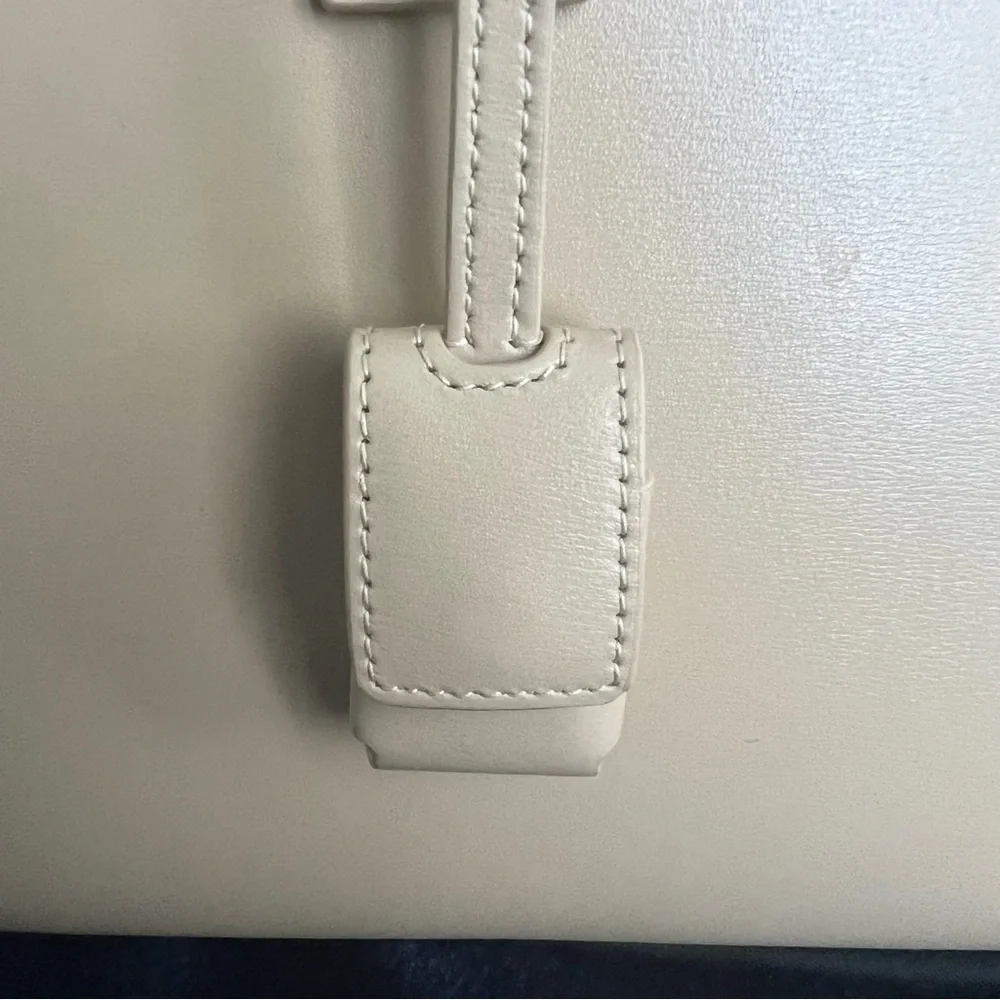 Saint Laurent SAC DE JOUR NANO IN SMOOTH LEATHER - Picture 16 of 16